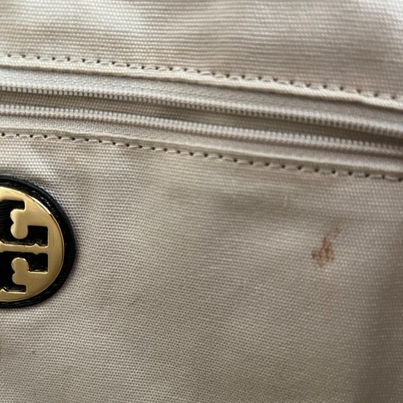 Tory Burch patent black leather tote bag - Picture 6 of 11